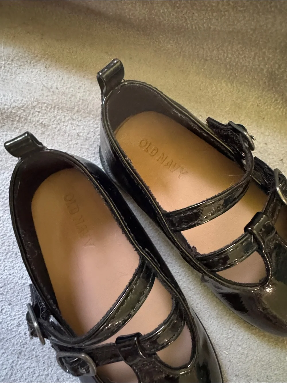 Old Navy Girls Black Patent T-Strap Mary Jane Shoes